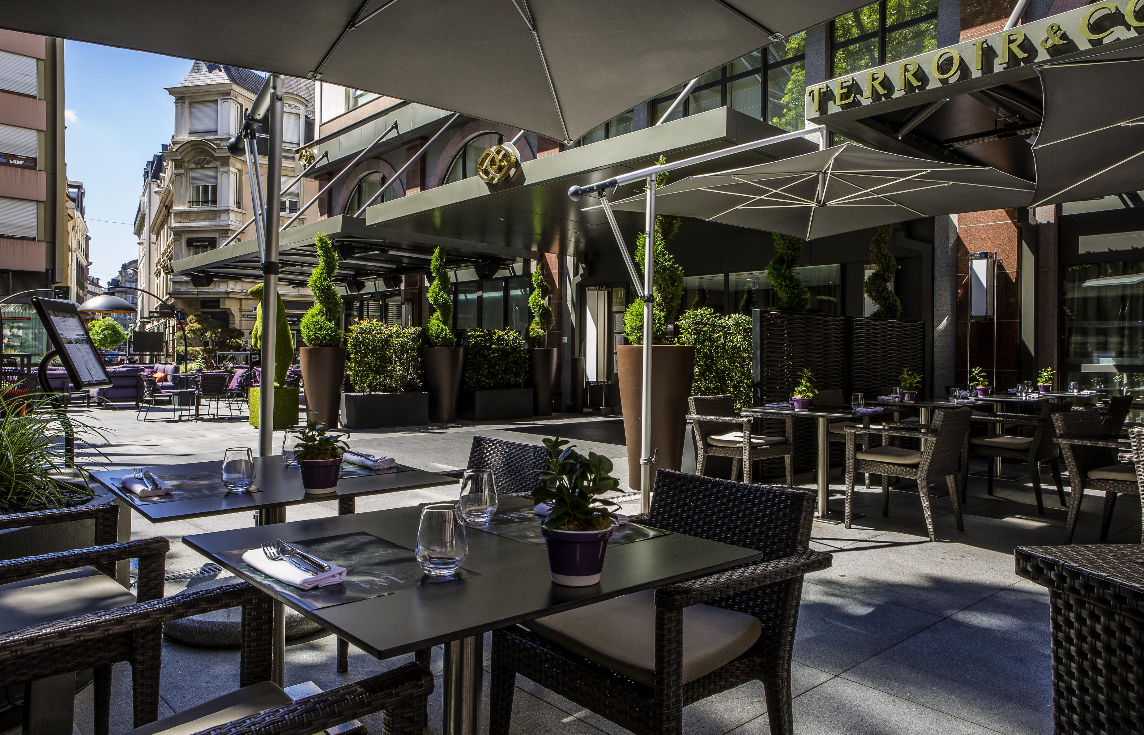Sofitel Strasbourg Grande Ile Hotell Exteriör bild The Terrace at The Ivy Collection